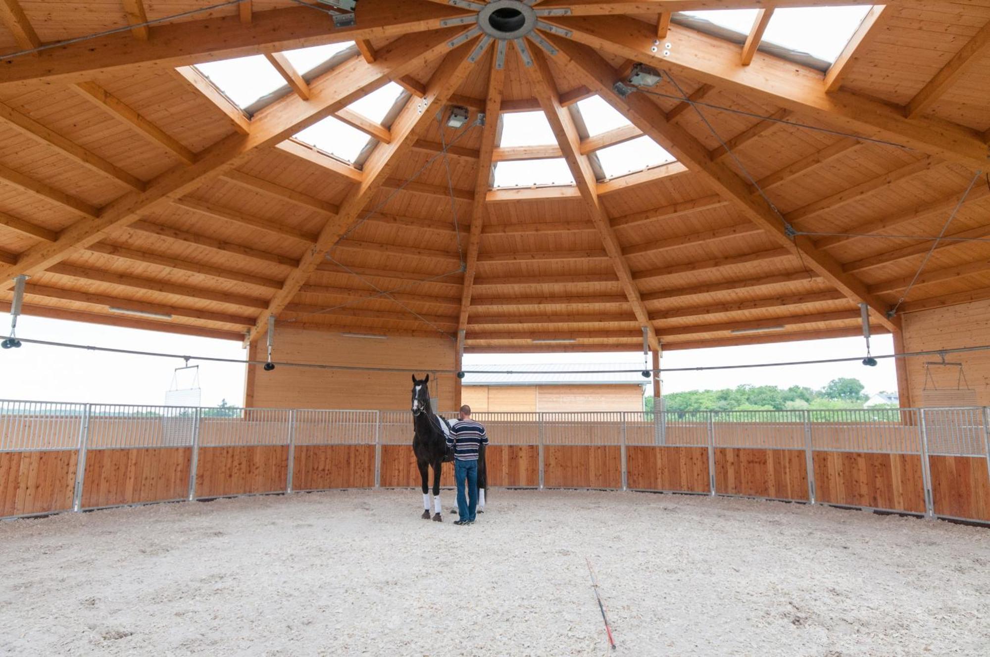 Domaine Equestre De La Chenaie Apartment โซมูร์ ภายนอก รูปภาพ